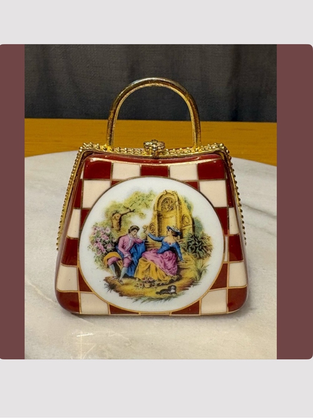 Vintage "My Treasure" Porcelain Purse Trinket Box –24K Gold Trim Victorian Scene - Picture 2 of 10